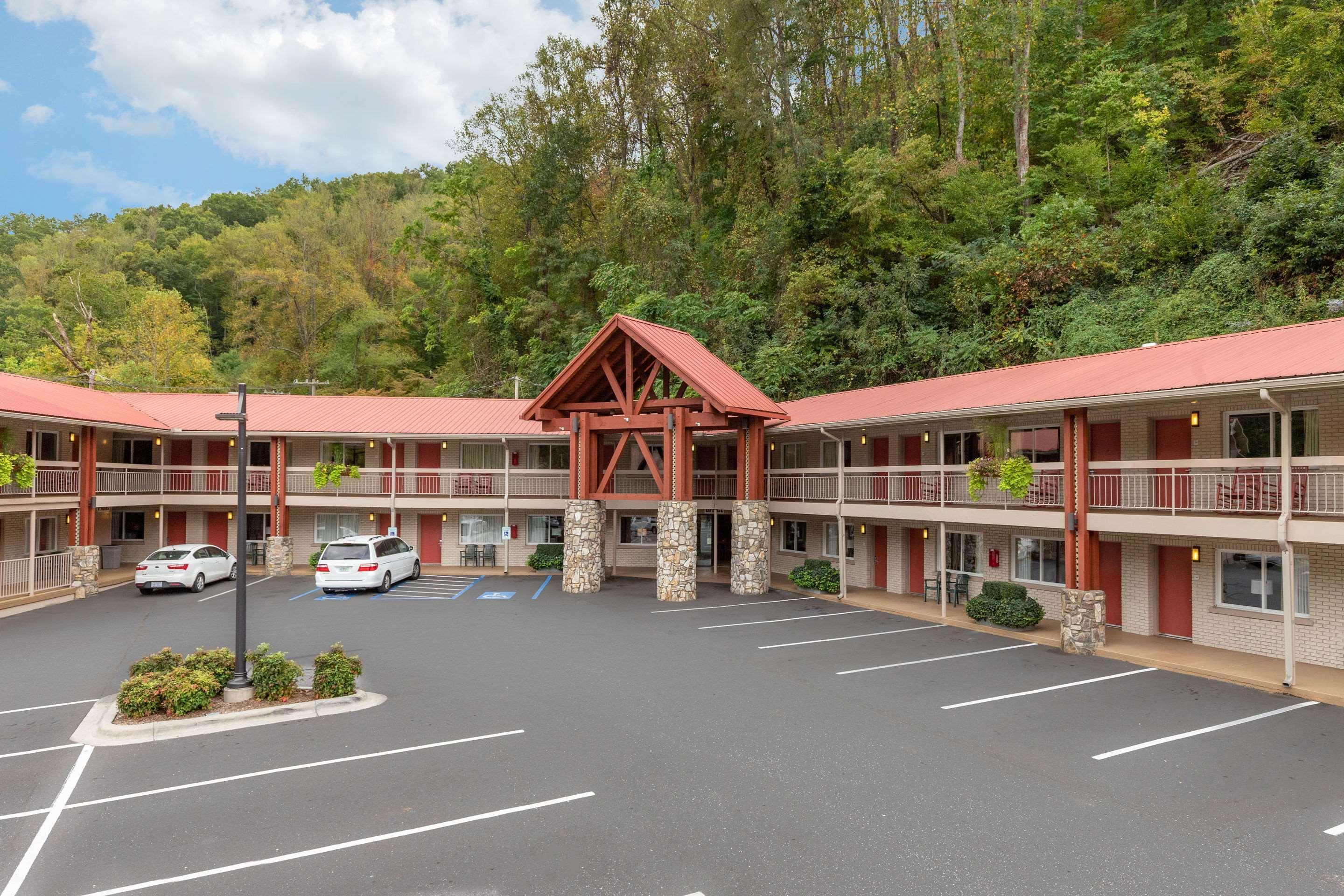 Econo Lodge Cherokee Near River Park Exterior foto